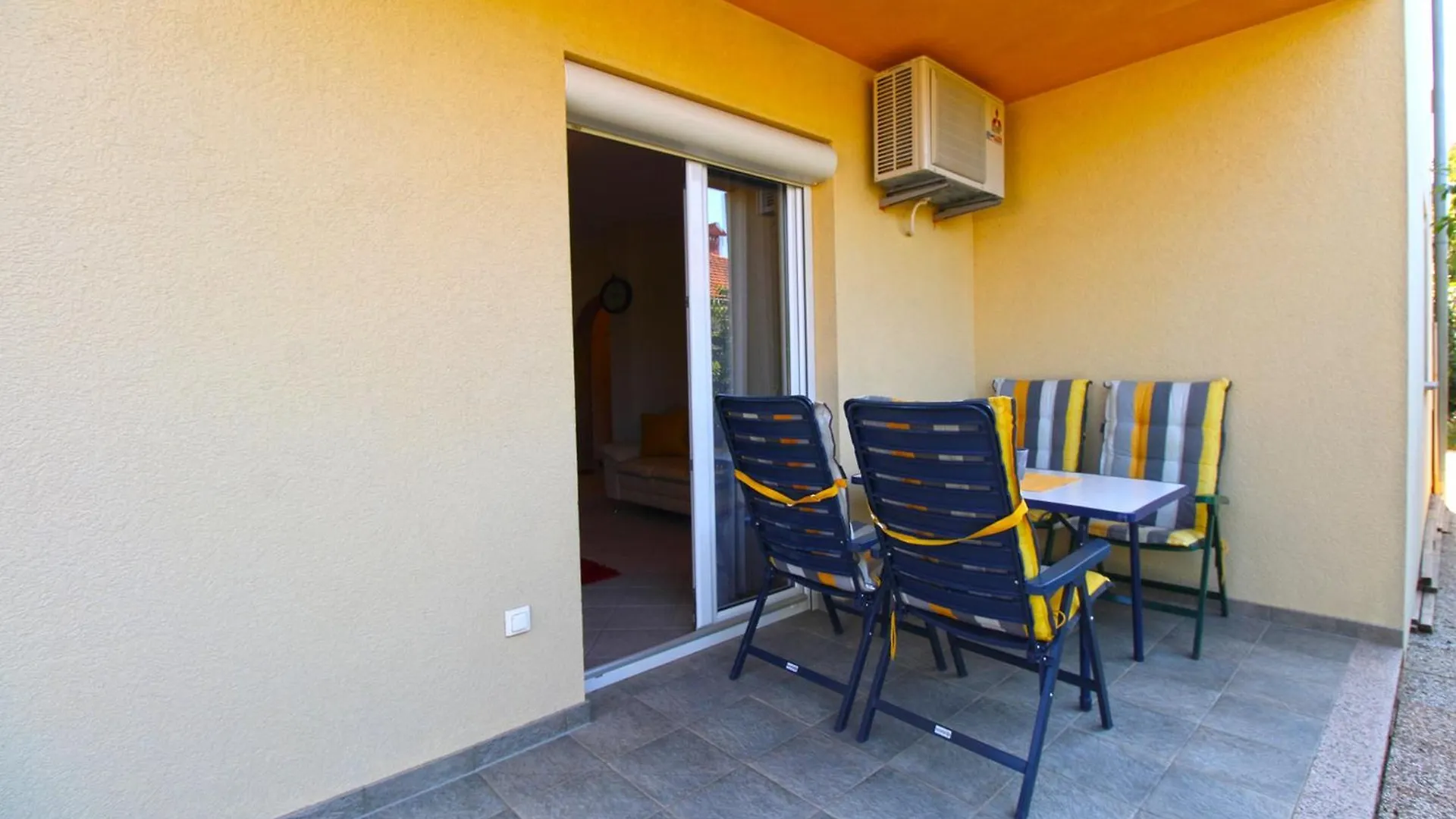 Apartment Radica 2357 Pula Croatia